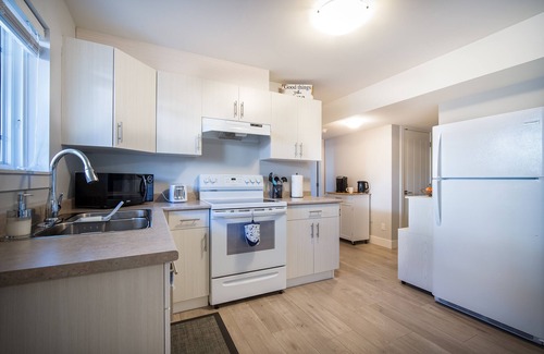 South Newton House | Stay at our comfy corner!