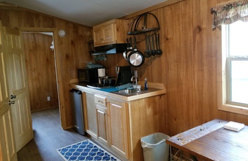 Long Creek House | Stay at the Llama Lodge for a leisure-filled location!