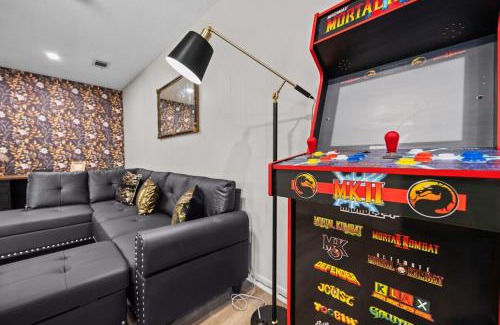 Gainesville House | Stay Classy in a Spacious Home with an Elegant Touch