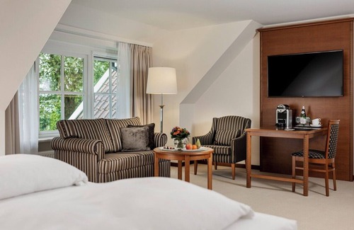Ootmarsum Hotel | Stay Close to Ootmarsum’s Art Scene w/Views - Near Art Galleries and Boutiques