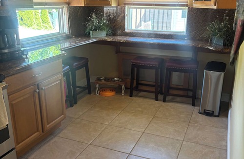 Plainview House | Stay Close to Ryder Cup: Cozy 3BR Home w/Backyard – 2 Miles to Bethpage