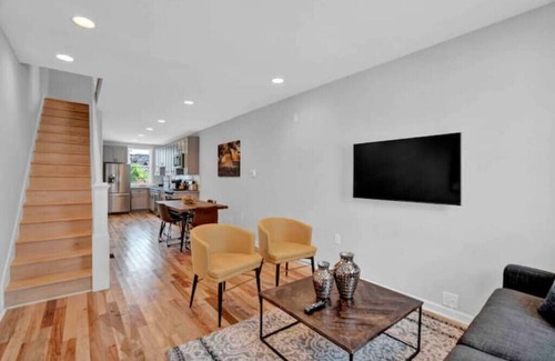 Downtown Baltimore House | Stay Comfortably Near Johns Hopkins Hospital!