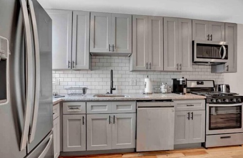 Downtown Baltimore House | Stay Comfortably Near Johns Hopkins Hospital!