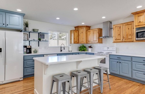 Orem House | Stay & Gather in Luxury! So close to Everything!