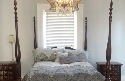 Elkton House | Stay in a place steeped in American History