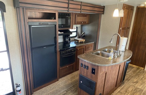 Otto House | Stay in an RV!
