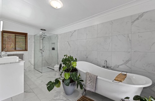 Moorang Other | Stay in Argyle Homestead - Country Escape - Pool + Fireplace + Gym