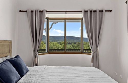Moorang Other | Stay in Argyle Homestead - Country Escape - Pool + Fireplace + Gym