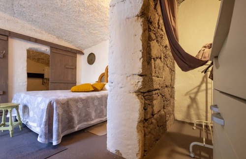 Guimar Bed & Breakfast | Stay in cave with sea view for 2 people