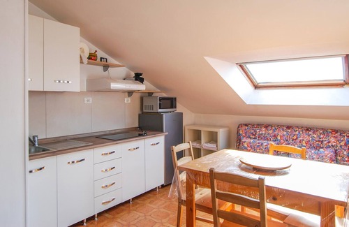 Porto San Giorgio Apartment | Stay in this cozy apartment with balcony and just 250 meters from the beaches of Porto Sangiorgio.