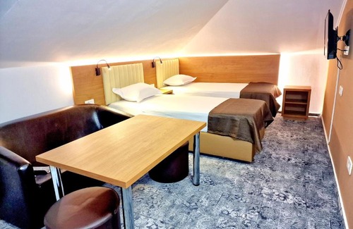 Nord-Est Bed & Breakfast | Stay Inn Rediu