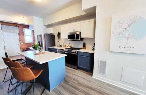 Duluth Condo | Stay Lincoln Park 2 | Craft District Condo