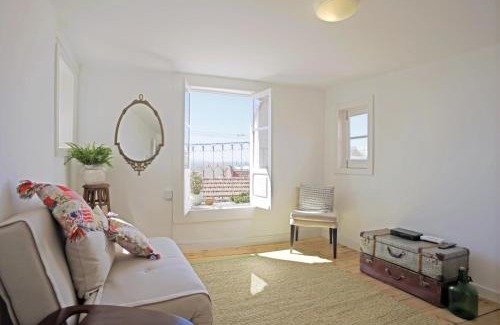 Santo Estevao House | Stay local in Alfama! Deolinda central Home, amazing view