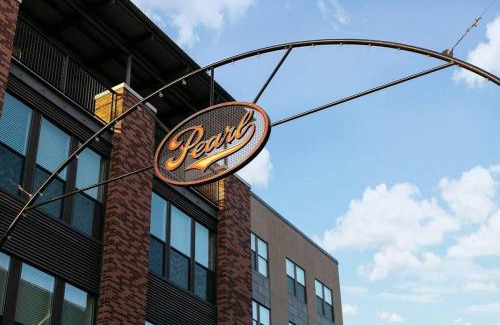 Tobin Hill House | Stay Near Downtown, Riverwalk, & Pearl in 1 BR/1BA