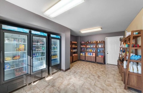 Pleasanton House | Stay Near San Antonio: Room w/Rustic Touch & Freezer Fridge