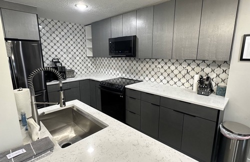 North Park City Condo | Stay next to Park City Resort! Fully Rebuilt 2BR, 2BA Condo, MODEL PERFECT