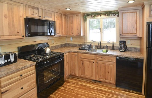 East Burke Cabin | Stay on Kingdom Trails in a three bedroom cabin!