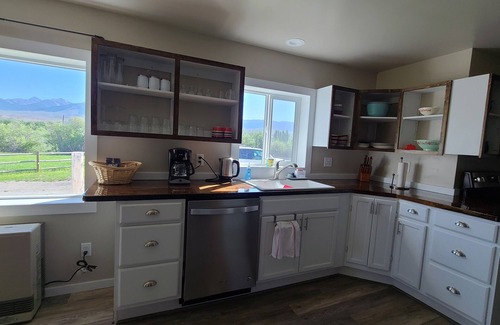 Salmon House | Stay on the ranch in beautiful ranch house