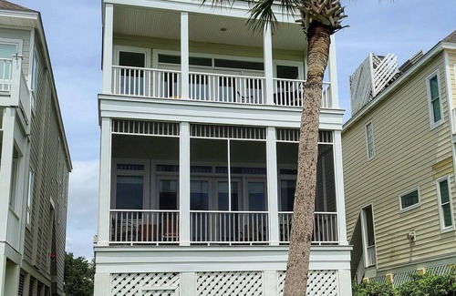 Isle of Palms House | Stay @ Pavilion Paradise on Isle of Palms