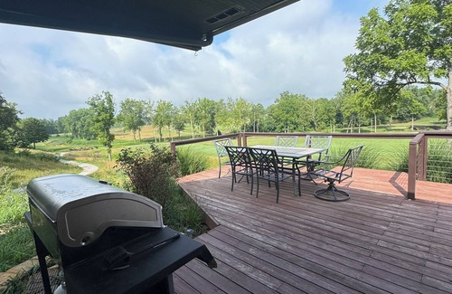 Wilmington House | Stay & Play at a Top 10 Ohio Golf Course - private house right on the course!