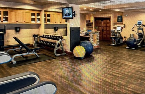South Mountain Apartment | Stay & Play