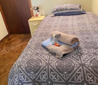 West Wyalong House | Stay @ Ray's