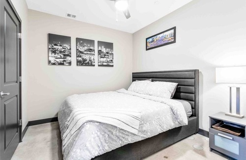 Downtown Kansas City Apartment | Stay Right in the Heart of Downtown+Free Parking