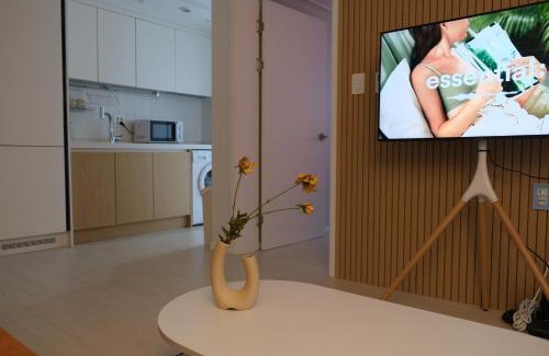 Jangan-dong Apartment | STAY Seoul Glow - Modern Apartment near konkuk univ