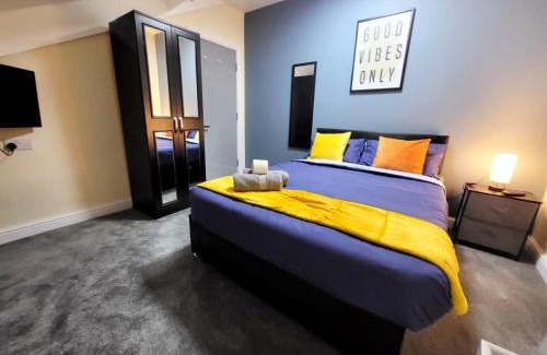 Oldham House | Stay Sleep Rest - Oldham
