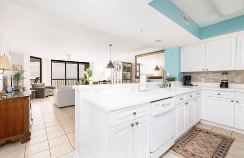Folly Beach Condo | Stay @ The Graceful Egret on Folly Beach