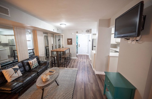 Las Vegas Strip Apartment | Stay Together on The Strip - 3 Bed Condo