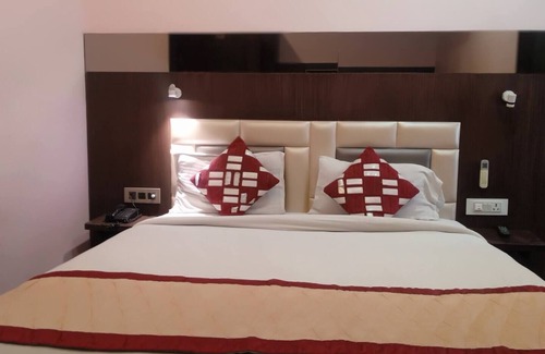 Agra Bed & Breakfast | Stay walk in distance from Taj Mahal