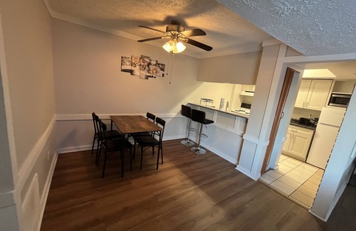 Indianapolis Condo | Stay with Blessing Home IN! Enjoy your stay!