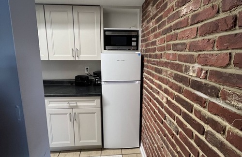 Indianapolis Condo | Stay with Blessing Home IN! Enjoy your stay!
