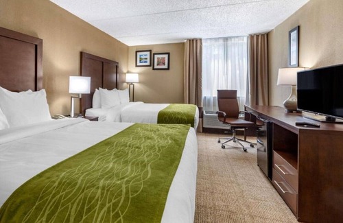 Edison House | Stay with us on your next trip to Edison