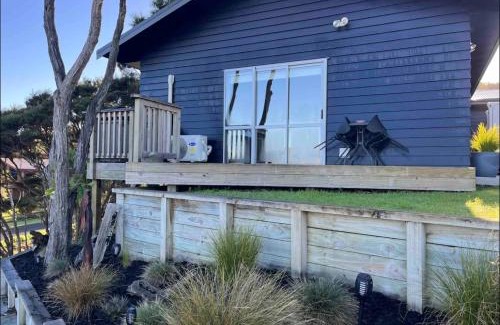 Raglan House | STAY WITH US RAGLAN - Studio