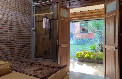 Bangunjiwo House | StayBareng di Kasongan
