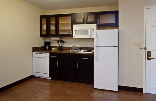 Fairfield Condo | Staybridge King Suite. Pool & Hot Tub. Free Breakfast. Visit a Nearby Winery!