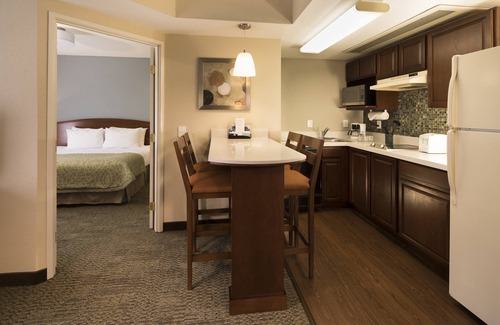San Pedro Garza Garcia Hotel | Staybridge Suites Monterrey - San Pedro by IHG