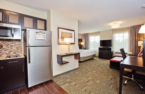 Sweetbriar Hotel | Staybridge Suites Austin South Interstate Hwy 35 by IHG