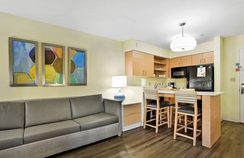 Columbia Hotel | Staybridge Suites Columbia Baltimore by IHG