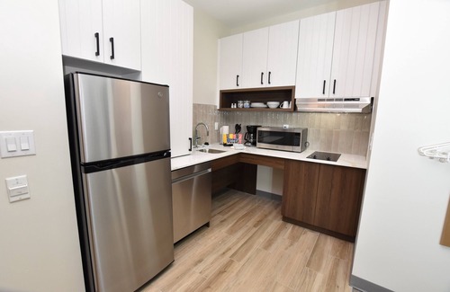 Novi Hotel | Staybridge Suites Detroit Novi by IHG