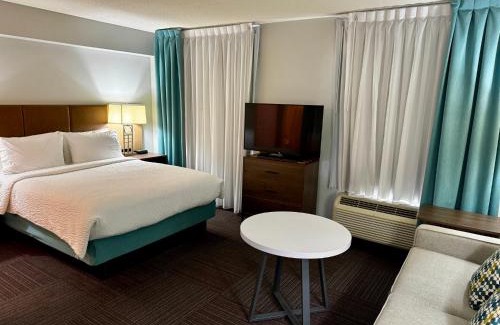 Guelph Hotel | Staybridge Suites Guelph by IHG
