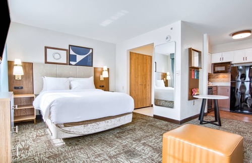 Oak Hotel | Staybridge Suites Gulf Shores by IHG