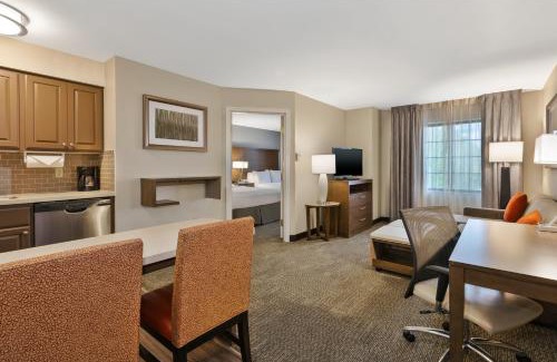 Kalamazoo Hotel | Staybridge Suites Kalamazoo by IHG