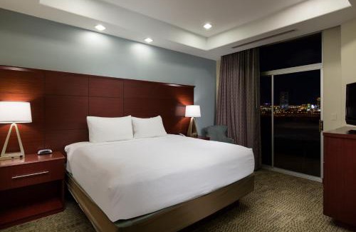 Las Vegas Hotel | Staybridge Suites Las Vegas - Stadium District