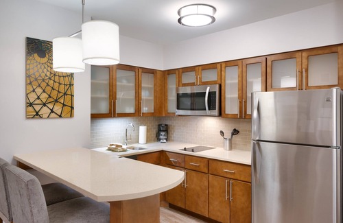 Lehi Hotel | Staybridge Suites Lehi - Traverse Ridge Center by IHG