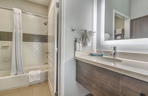 Longview Hotel | Staybridge Suites Longview by IHG