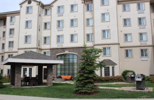 Franklin Hotel | Staybridge Suites Milwaukee Airport South by IHG
