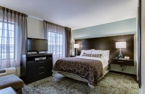 O'Fallon Hotel | Staybridge Suites O'Fallon Chesterfield by IHG
